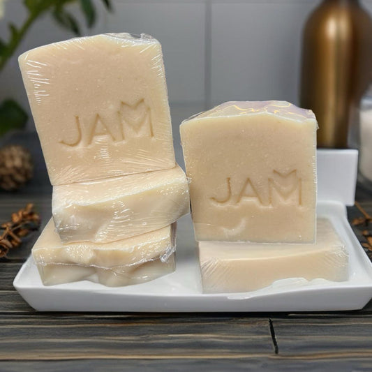 Jabón Artesanal de Leche de Cabra con aceite escencial de naranja